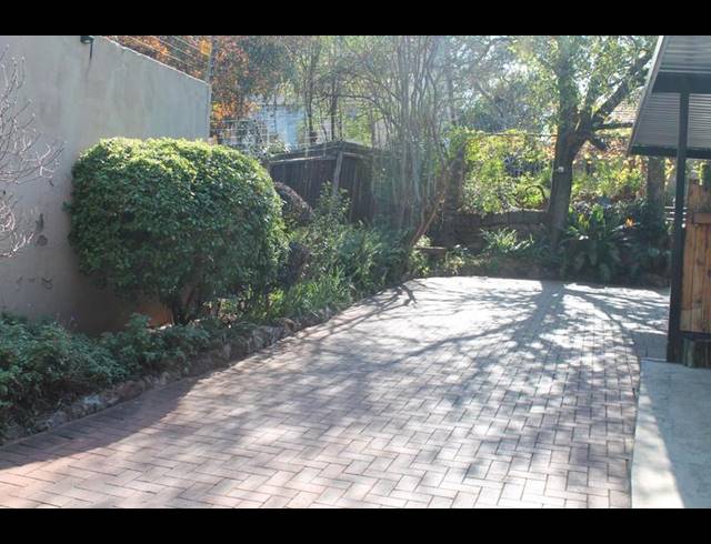 3 BEDROOM HOUSE FOR SALE IN KENSINGTON